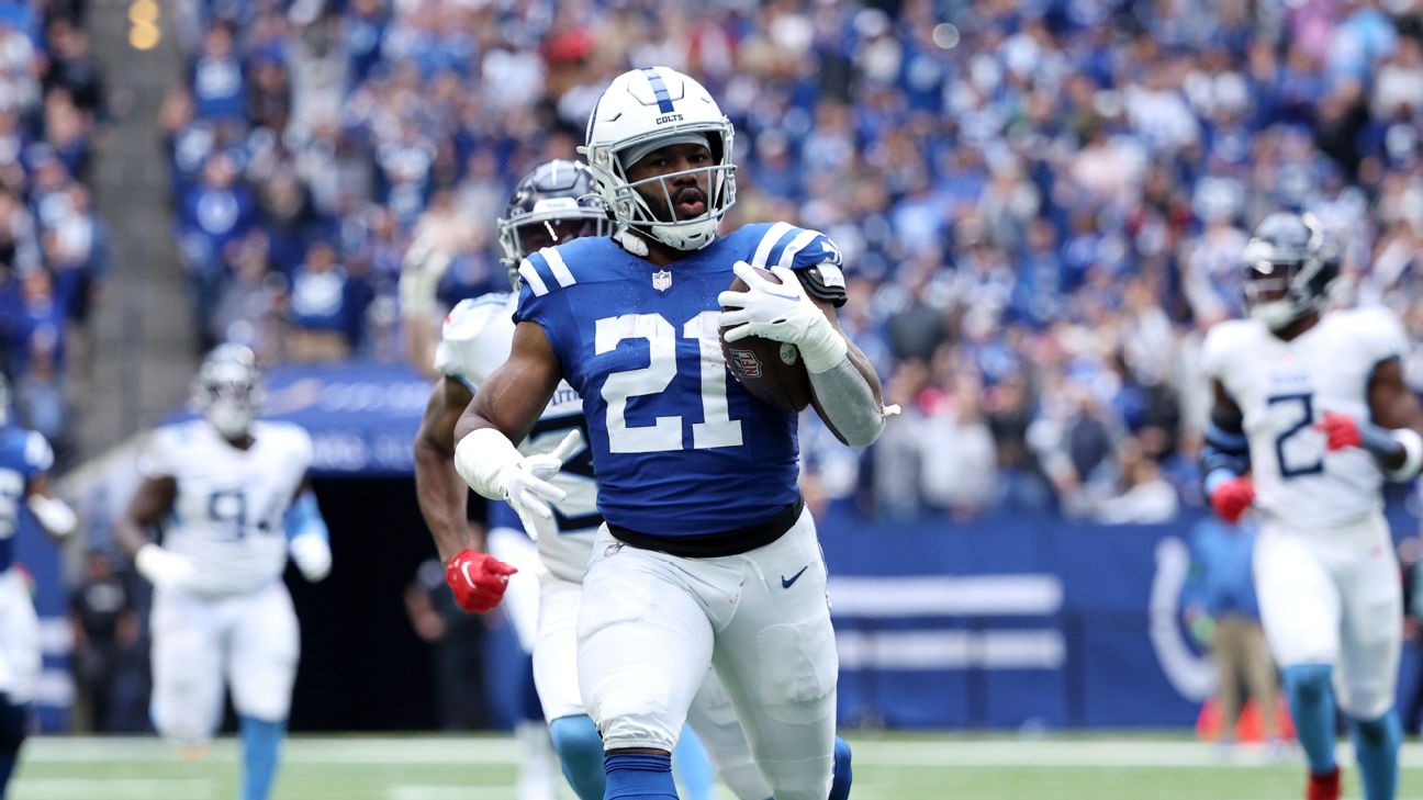 Zack Moss' strong performances lead Colts to 2 straight wins and