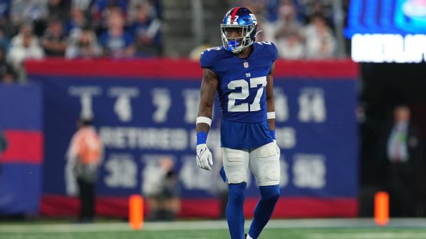 Jason Pinnock’s 102-yard pick-six brings Giants within one score