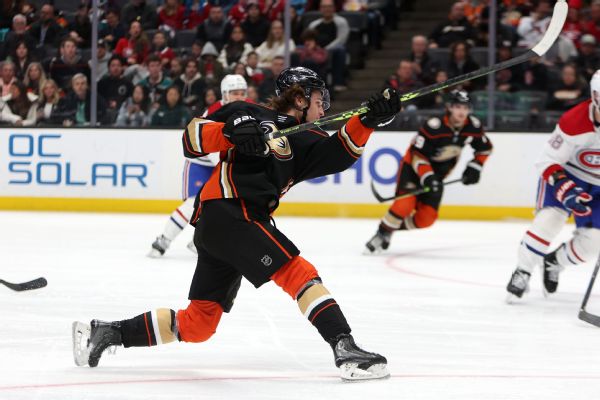 Ducks' Zegras out 6-8 weeks with broken ankle