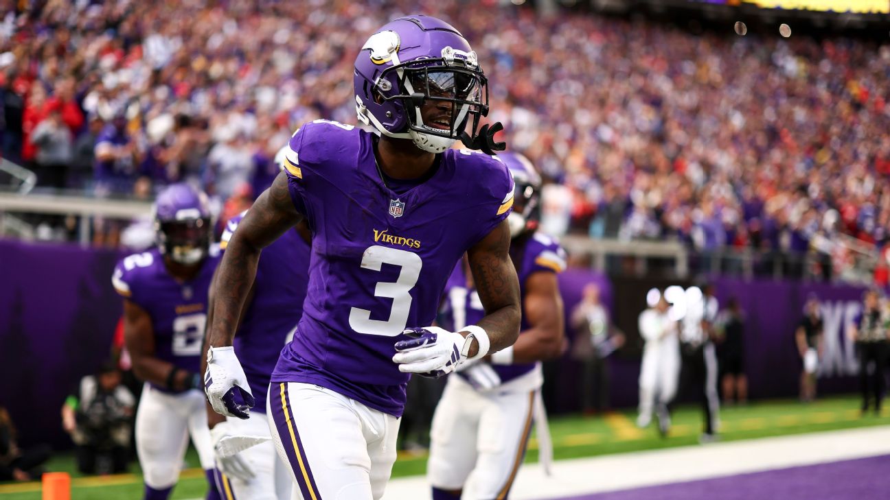 NFL on ESPN - Minnesota Vikings WR Justin Jefferson leads Mike Clay's 2023  NFL WR rankings 