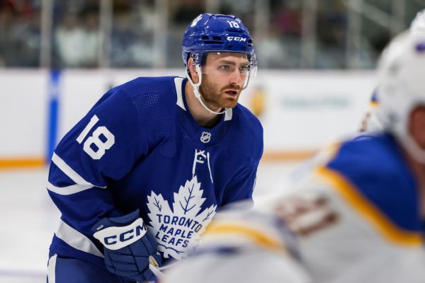 Maple Leafs sign forward Gregor to 1-year deal