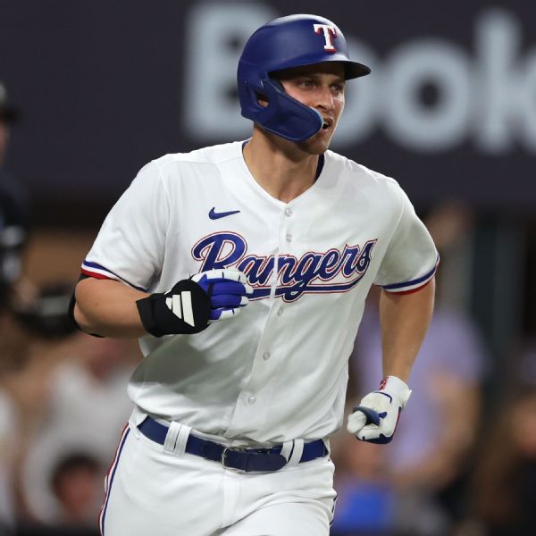 Seager breaks Bonds' division series walks mark