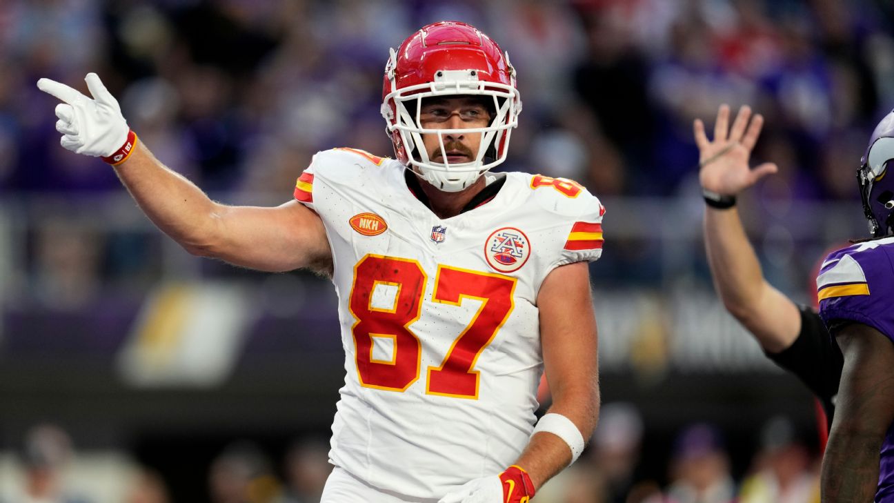 Field Yates on X: Week 1 is here. Time to @fantasyfocus: - The latest on  Travis Kelce and how to handle in fantasy - Week 1 rankings Geno in a  great spot? 