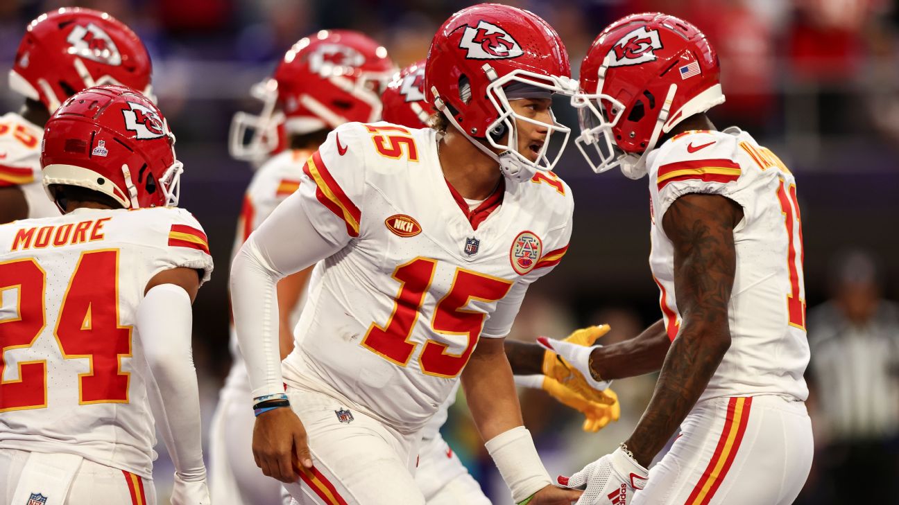 NFL Week 4 Sunday Night Football Showdown Playbook: Kansas City