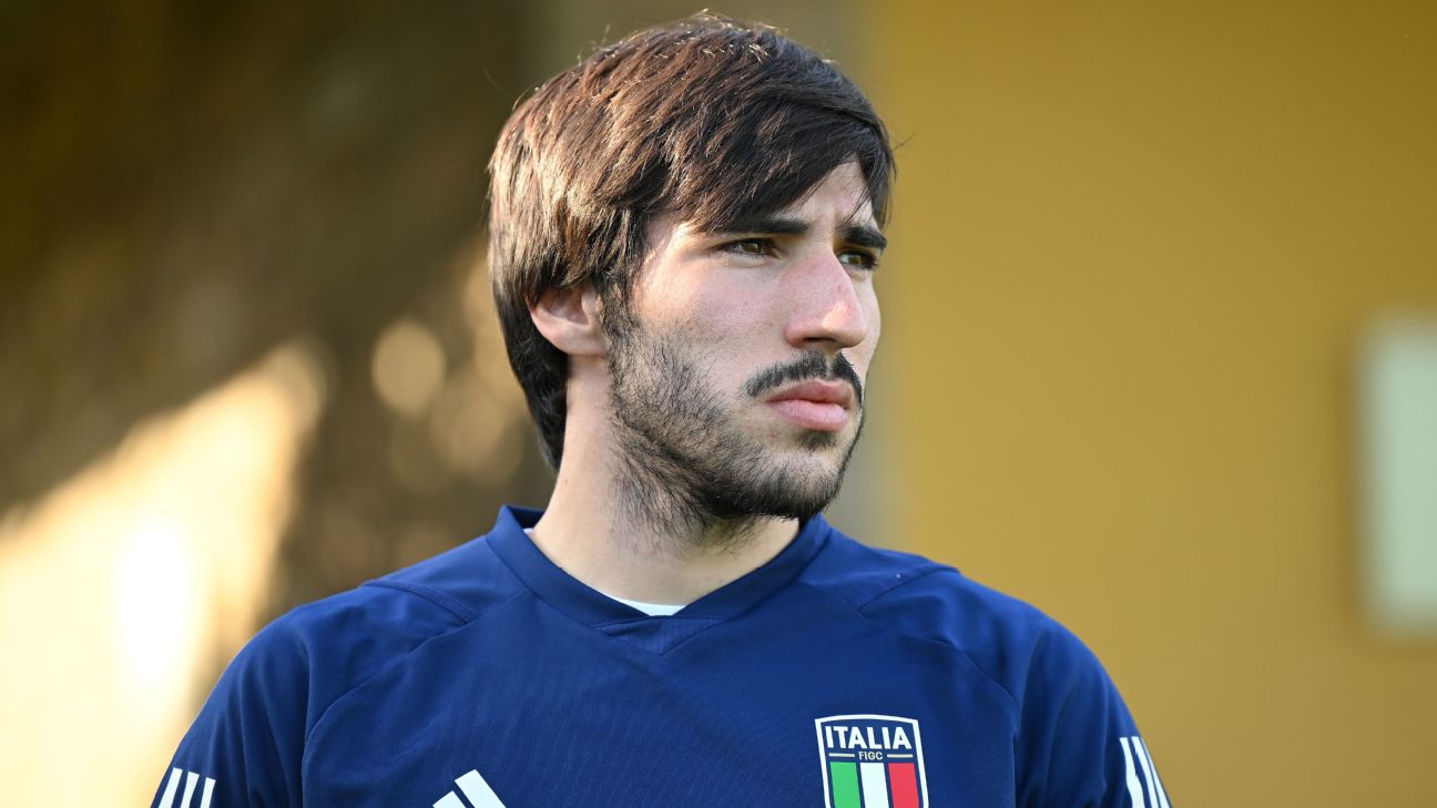 Soccer Juventus midfielder Fagioli faces investigation for illegal betting