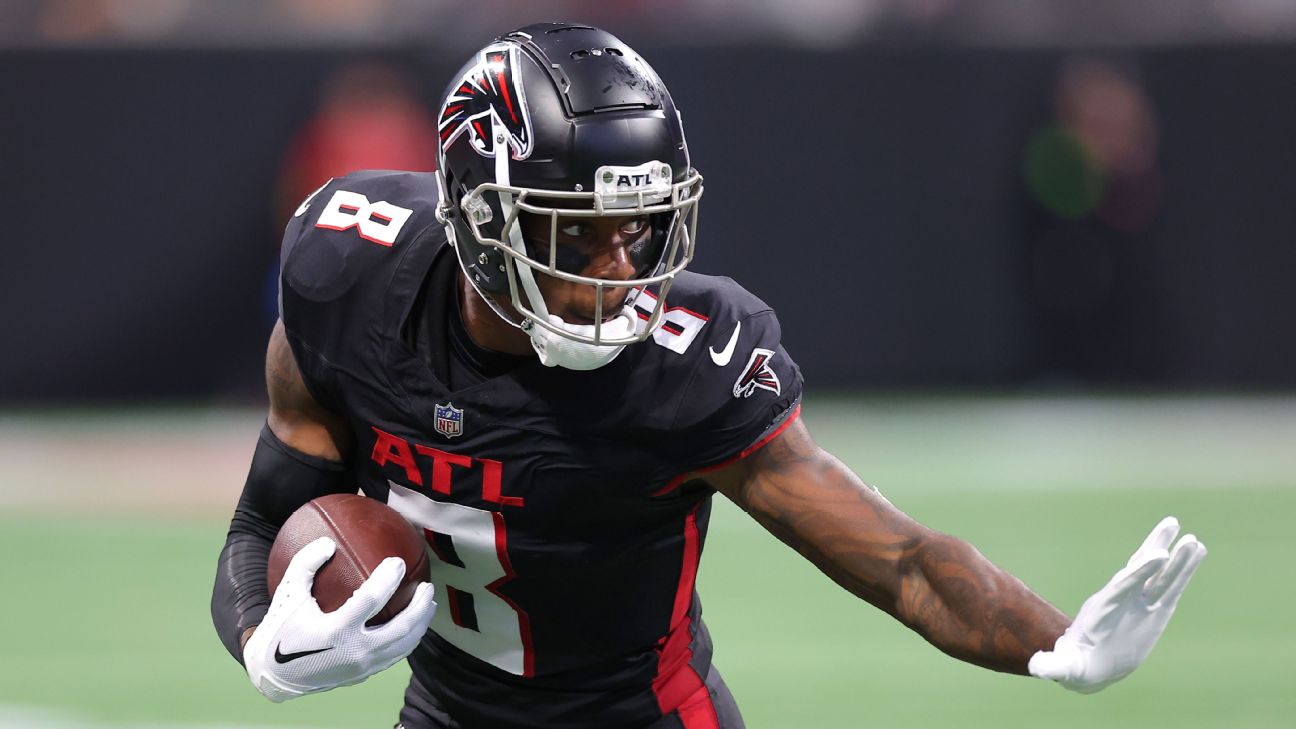 Source: Falcons exercise TE Pitts' 2025 option