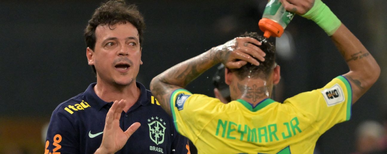 Inspirado nos tempos de criança, Neymar estreia chuteiras douradas contra o  Chile - ESPN