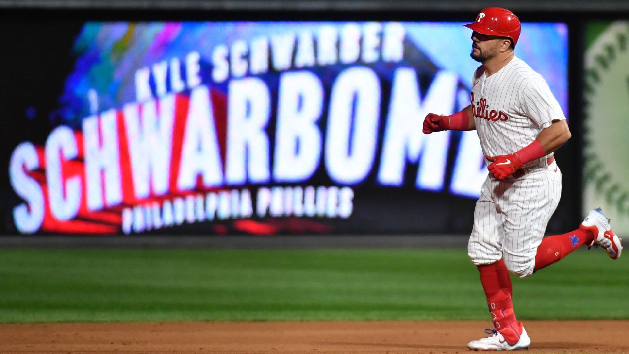 Phillies crush D-backs, take 2-0 NLCS lead; NFL contenders and