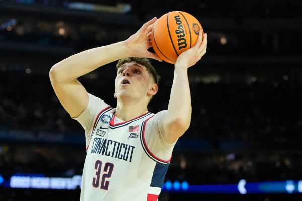 UConn’s Clingan out 3-4 weeks with foot injury www.espn.com – TOP