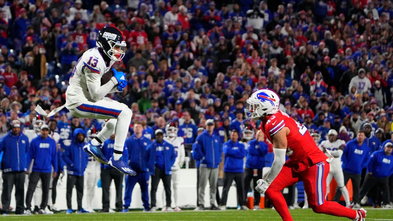 Giants going with youth movement at wide receiver Giants going with youth movement at wide receiver