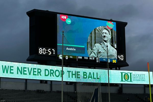 Spartans apologize for Hitler image on big screen www.espn.com – TOP