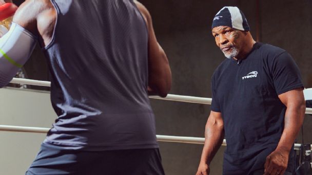 ‘This is what heavyweights do’: How Mike Tyson helped make Francis Ngannou’s dream fight a reality www.espn.com – TOP