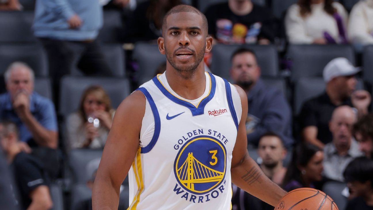 Warriors' Chris Paul comes off bench for 1st time in his NBA career
