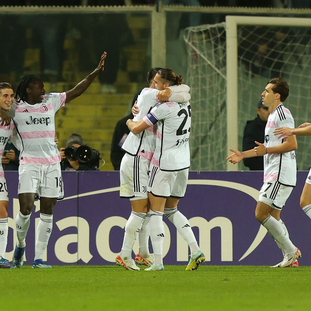 Fiorentina vs. Juventus: Europa League Score, Grades and Post-Match  Reaction, News, Scores, Highlights, Stats, and Rumors