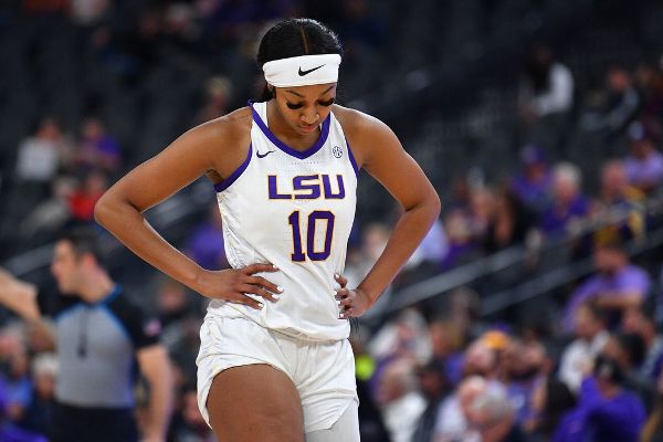 No. 1 LSU opens women’s title defense with loss