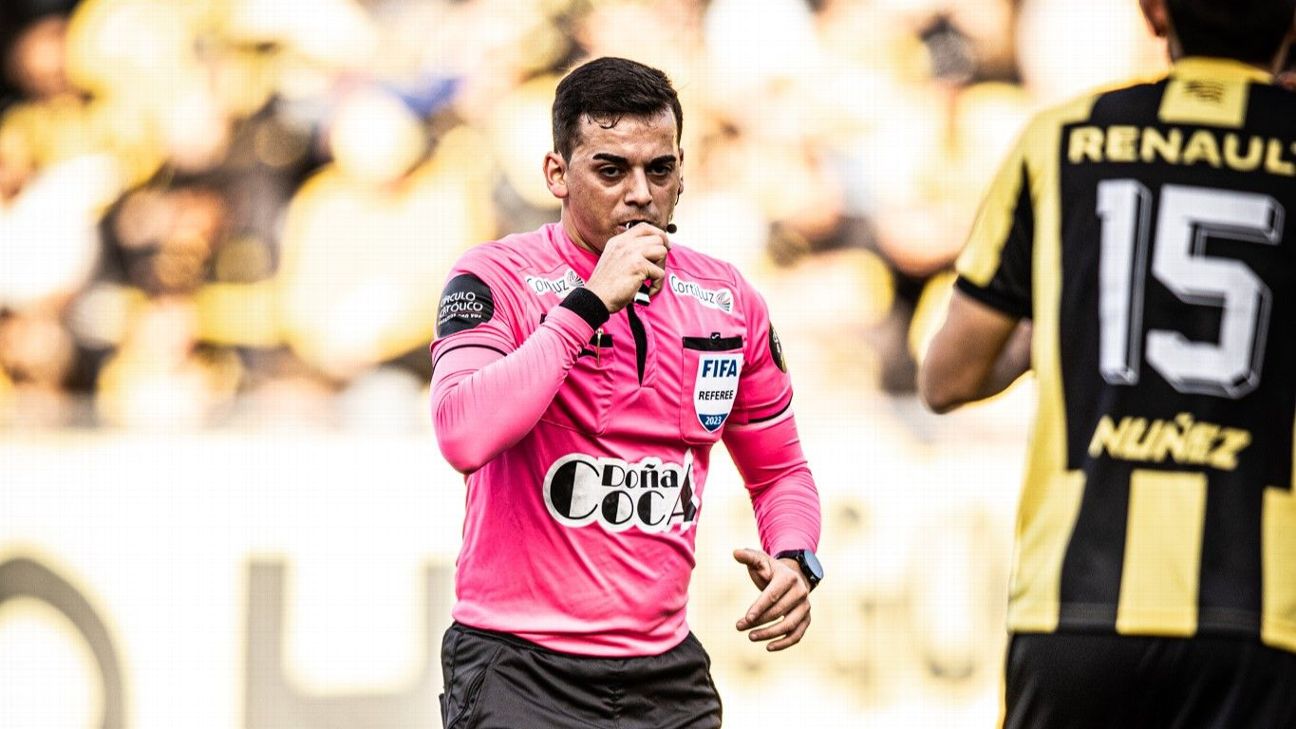 Mathías De Armas, el árbitro de 29 años que dirigirá el clásico entre  Nacional y Peñarol - ESPN