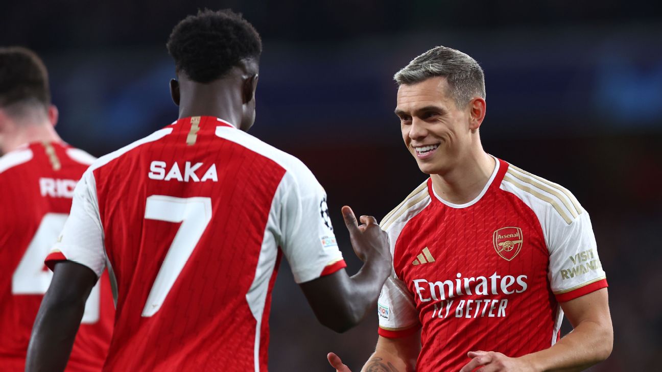 Arsenal 2-0 Sevilla: Leandro Trossard and Bukayo Saka strike as Gunners  edge closer to last 16 - BBC Sport