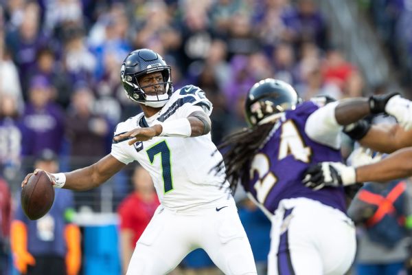 Seahawks’ Smith likely to start; Walker doubtful