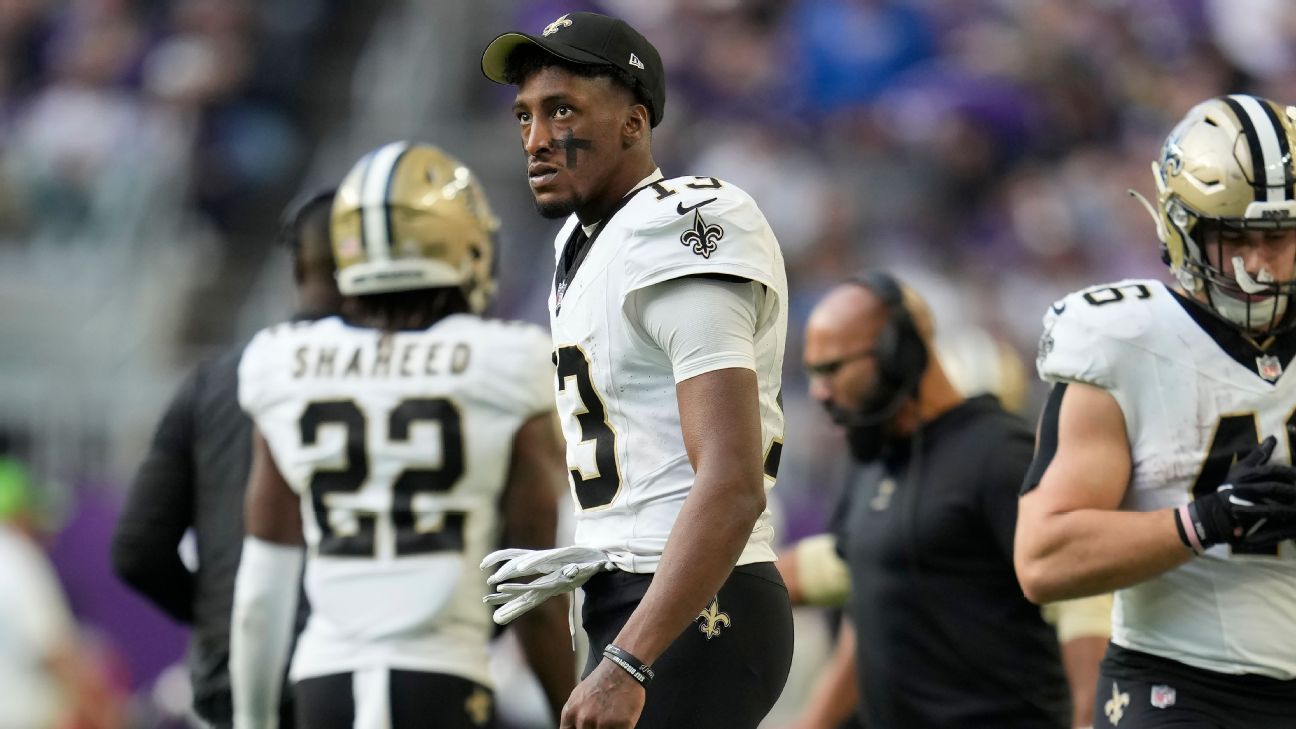 Saints WR Thomas lands on IR with knee injury