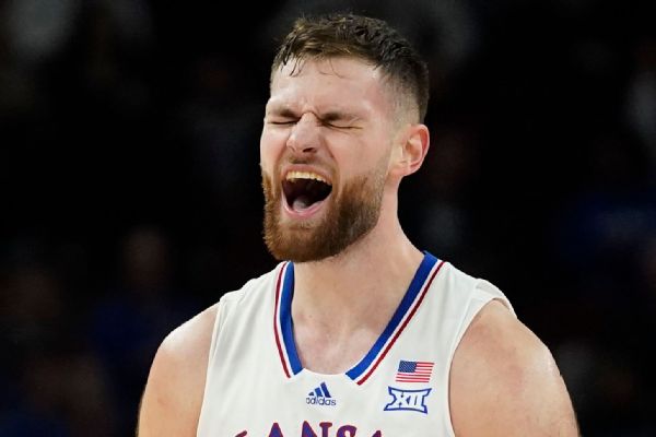 Dickinson’s 27-21 effort helps Kansas escape UK