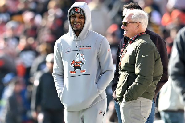 Browns QB Watson throws every other day in rehab