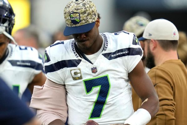 Seahawks unsure if Smith, Walker will play Thu.