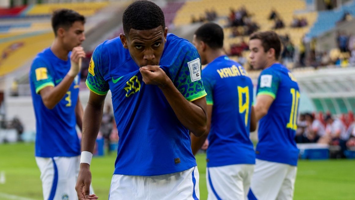 Brasil faz 3 a 1 no Equador e avança às quartas do Mundial Sub 17