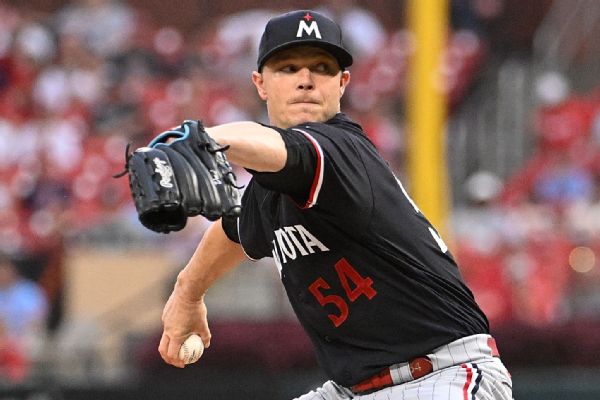 Gray honored to start opener in Cardinals debut