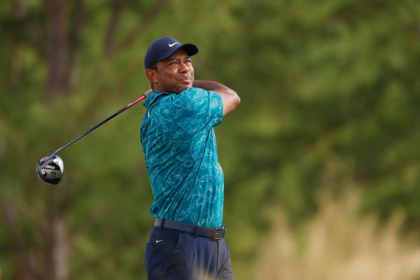 Tiger ails on back 9 again; Spieth, Scheffler lead www.espn.com – TOP