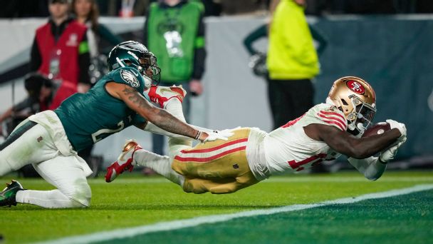 Best, worst of NFL Week 13: 49ers roll over Eagles, Texans defense shines, Lions back on track
