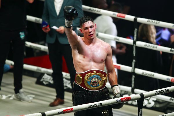 Billam-Smith defends title after Masternak exits