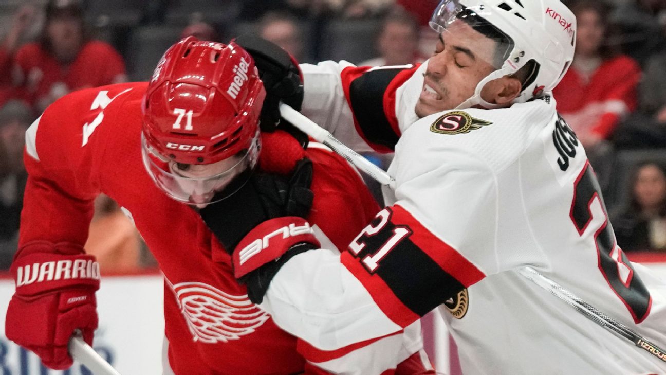 Red Wings' Larkin knocked unconscious after cross-check from behind, Sports