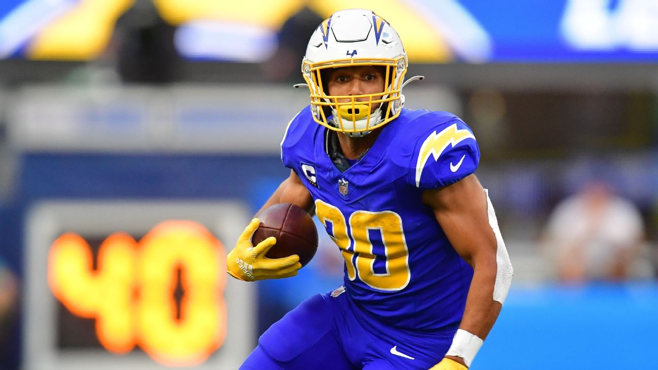 Chargers-Raiders Thursday night: NFL betting odds, picks, tips