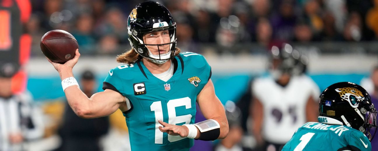 Follow live: Lawrence finds Agnew for 66-yard TD as Jags cut into Ravens lead
