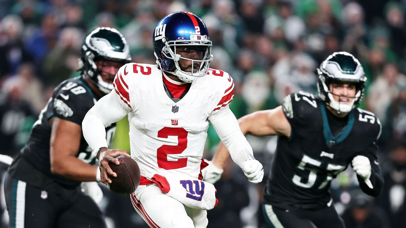 Giants to start Taylor over DeVito at QB vs. Rams
