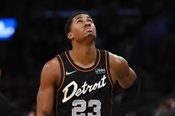 Pistons, up 21 on Celts, lose in OT as skid hits 28