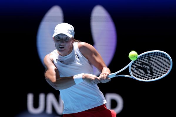 Poland sweeps China to reach United Cup semis