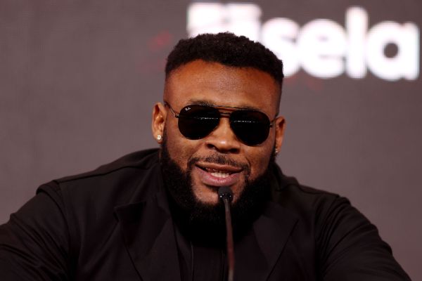 Heavyweight Miller arrested in alleged carjacking