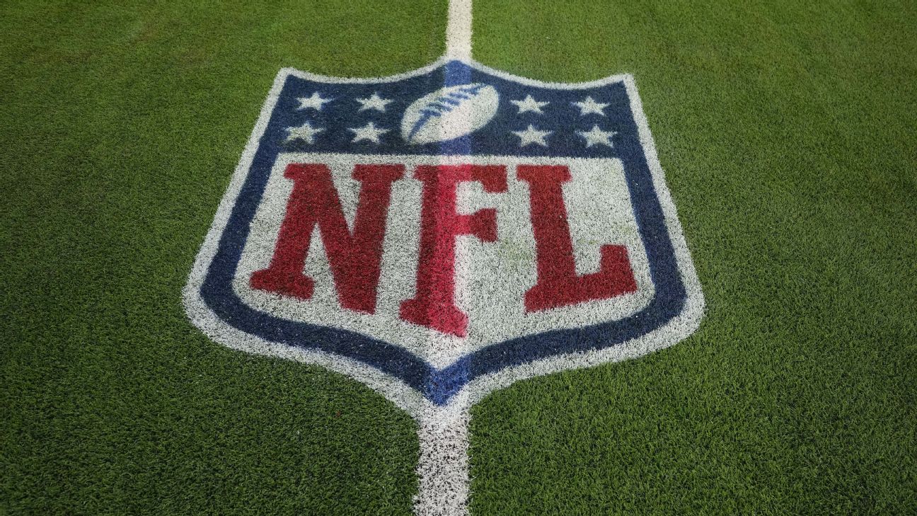 NFL reinstates five players from gambling bans