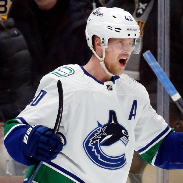 Canucks' Pettersson nets winner in 4th straight