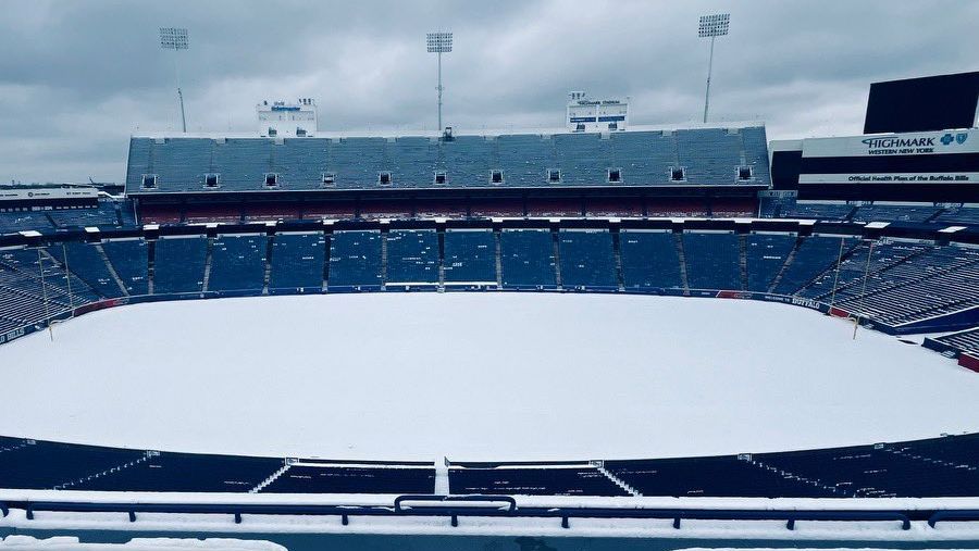 With snow still falling, Bills call on fans to help dig out