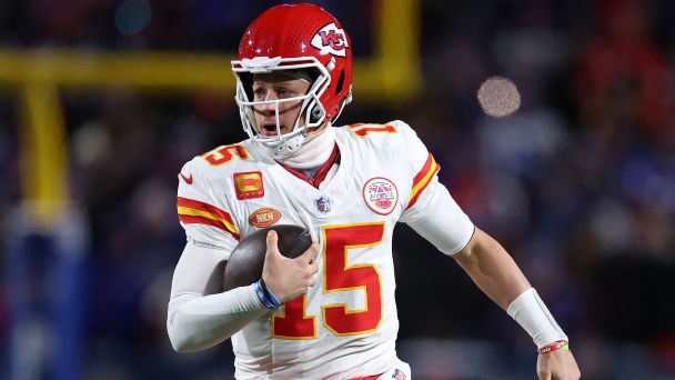 Mahomes makes plays, Chiefs find defense at right time to knock out Bills