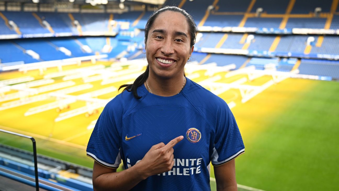 Chelsea sign Ramírez for new women's record fee