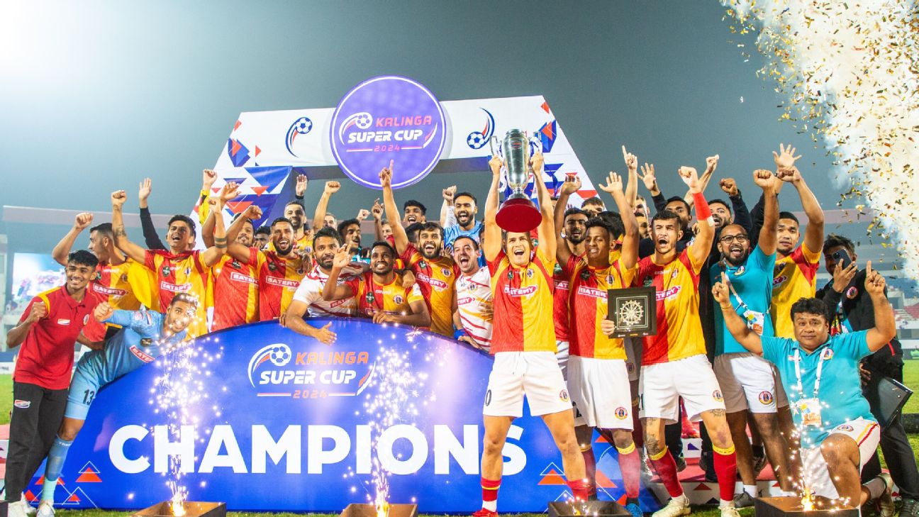 East Bengal end 12-year trophy drought to win Super Cup after Cleiton's  extra-time winner - ESPN