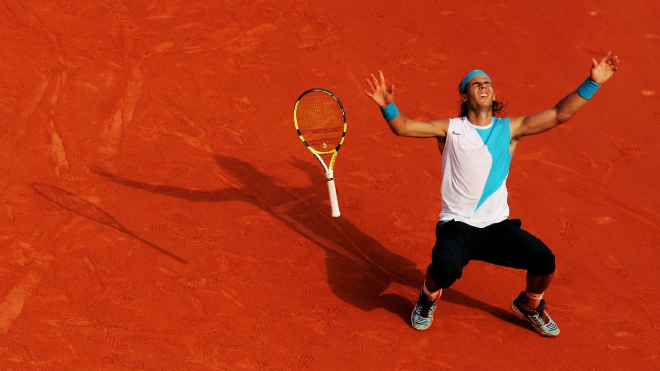 Nadal's 2007 French Open racket nets $118K