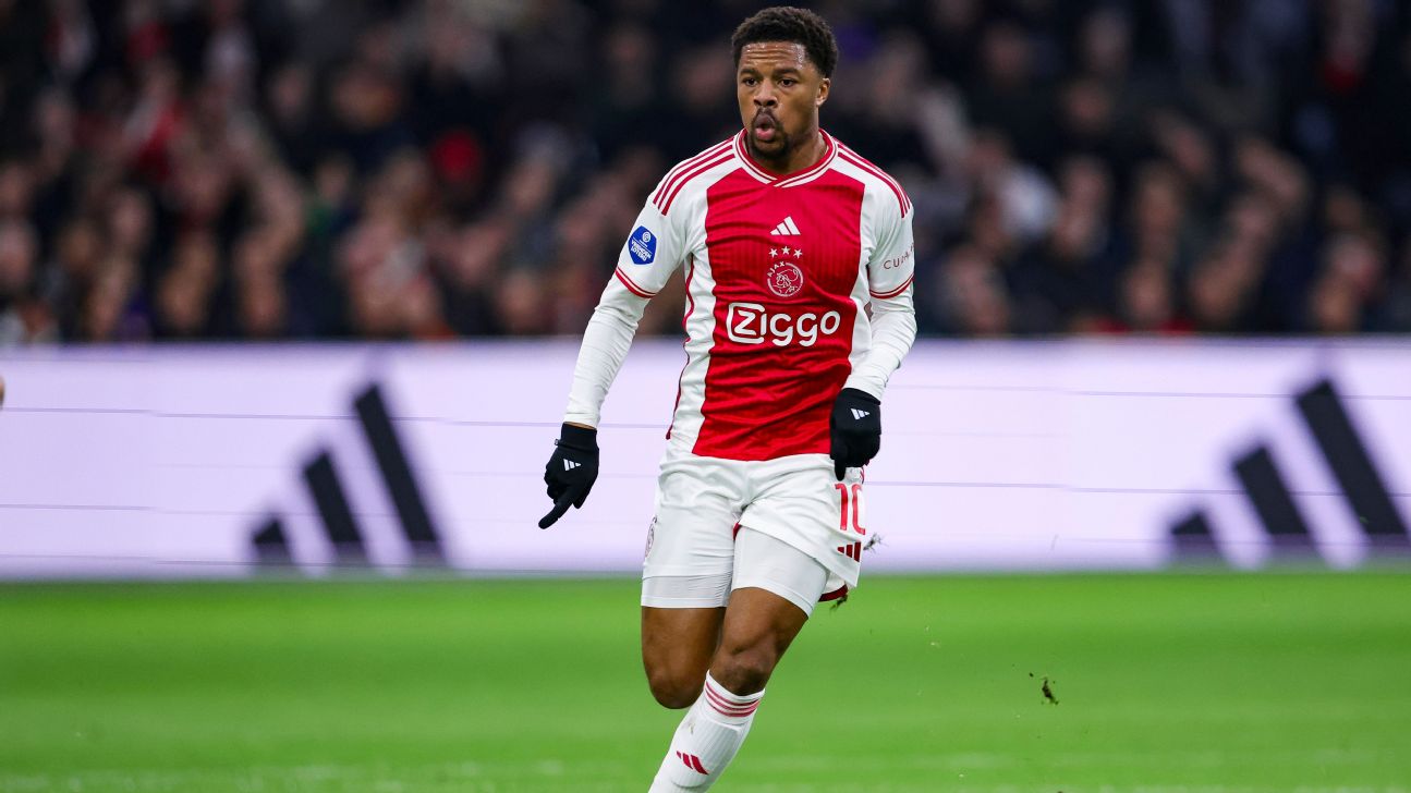 LIVE Transfer Deadline Day: Forest looking to sign Ajax's Akpom