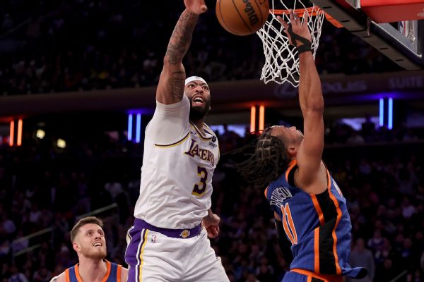 Lakers’ D turns up heat to halt streaking Knicks www.espn.com – TOP