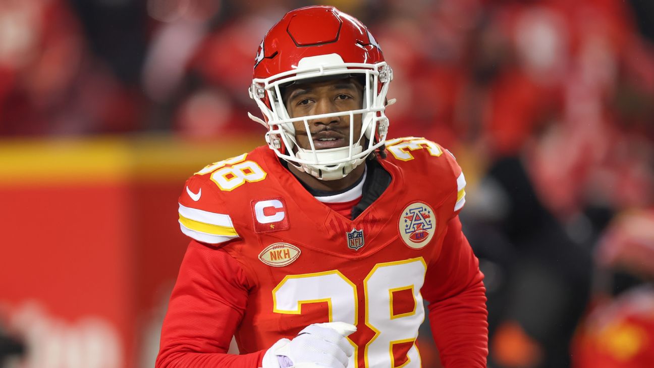 Source: Chiefs prep tag for Sneed, open to trade