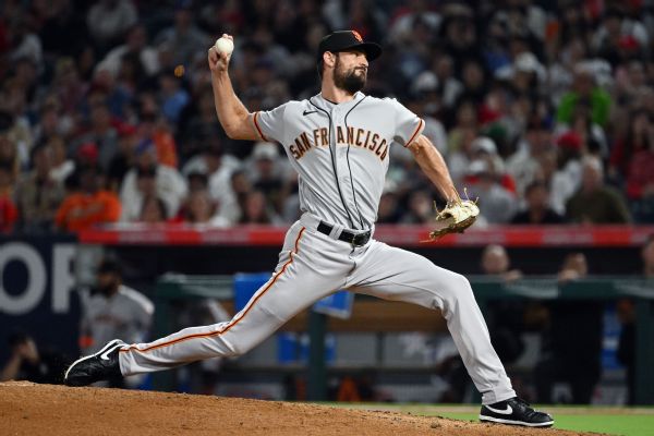 Giants RHP Beck to have surgery on throwing arm