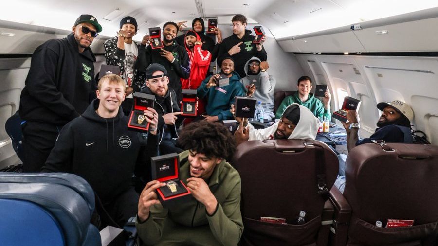 Damian Lillard gifts Milwaukee Bucks teammates Tissot watches ESPN